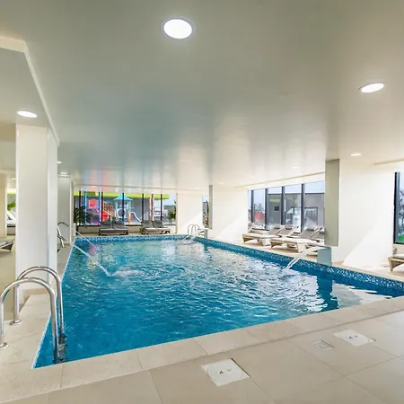 Apartament Endless Summer 64 Pools Prarking Năvodari