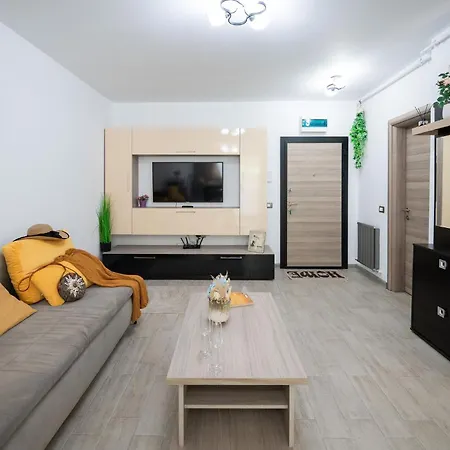 Endless Summer 64 Pools Prarking Apartament Năvodari