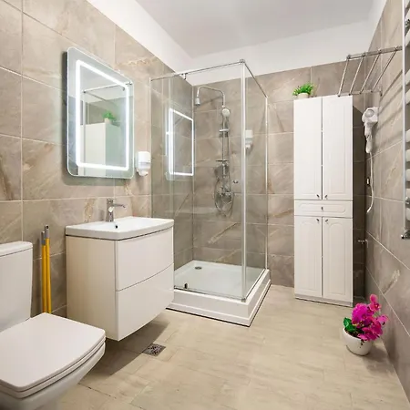 Endless Summer 64 Pools Prarking Apartament